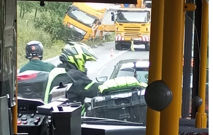 Kamion sletio s puta: Obustavljen saobraćaj na putu Banjaluka – Mrkonjić Grad