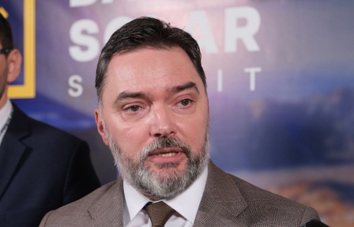 Košarac: Sramota za nekoga ko je na čelu SDS-a da ne osudi vandalsko paljenje srpske zastave