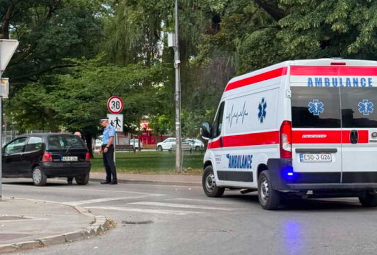 Automobil udario ženu i dijete (4) na pješačkom prelazu