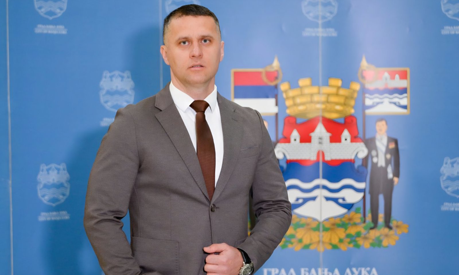 Gojković poziva na sastanak: Grad Banjaluka spreman povući odluku o psima i mačkama