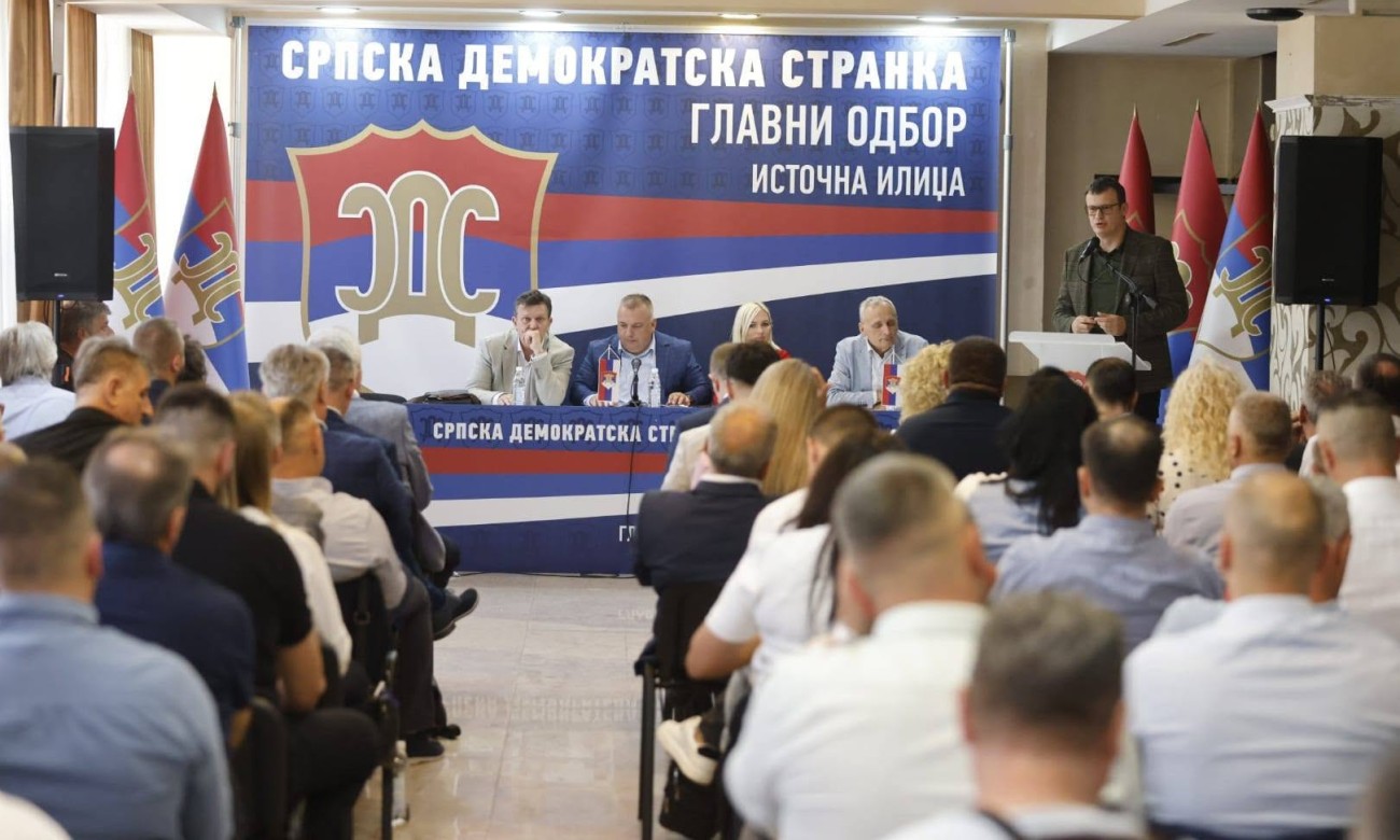 Petrović oštro o kursu SDS-a: Ko nema hrabrosti i petlje neka se povuče
