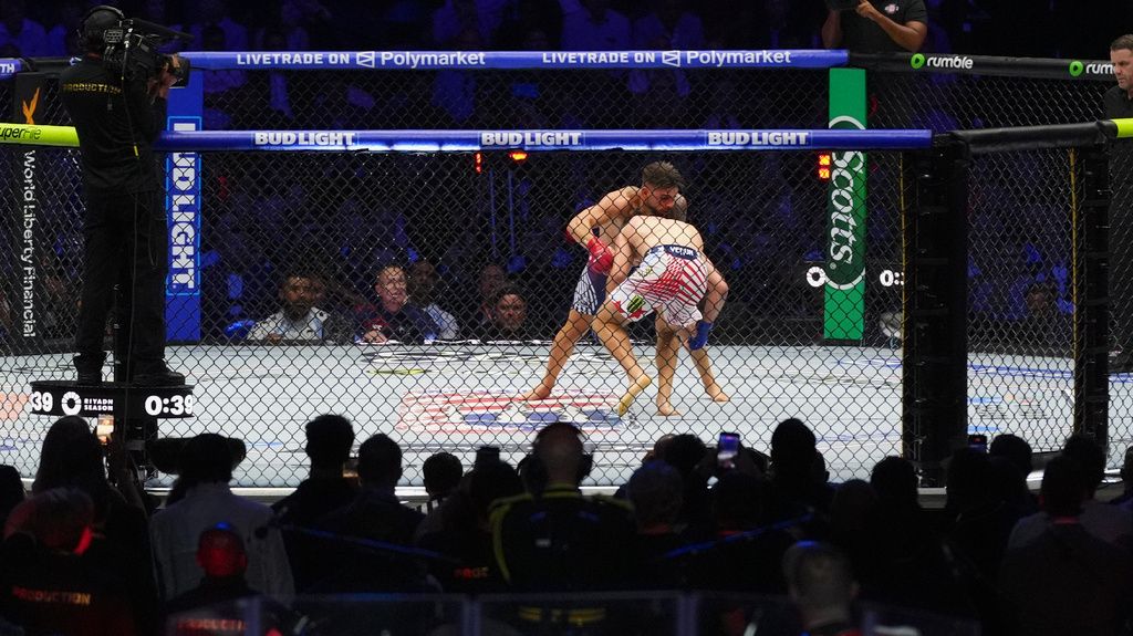 Neslavan povratak dosad neporaženog Topurije: Gejdži ga unakazio i postao novi šampion