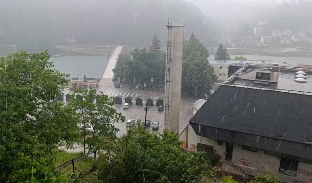 Višegrad pogodilo jako nevrijeme: Ulice pod vodom, odroni na putu VIDEO