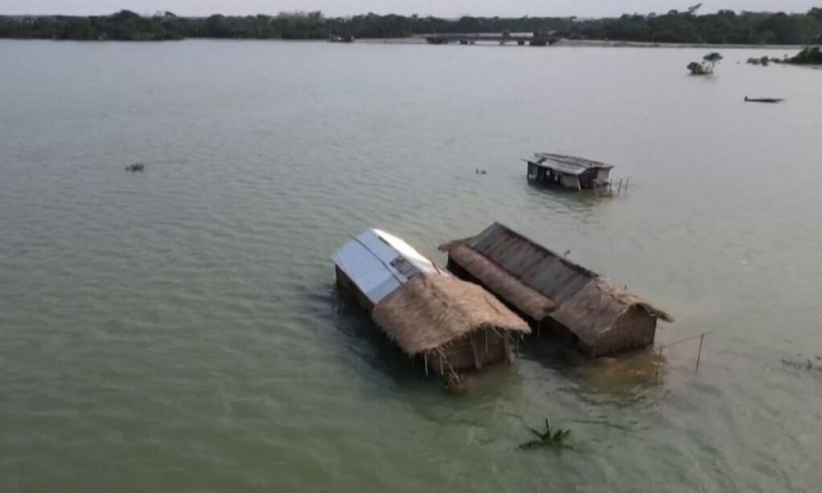 Tragedija u Bangladešu: Monsun odnio 44 života, milion ljudi bez struje i pomoći