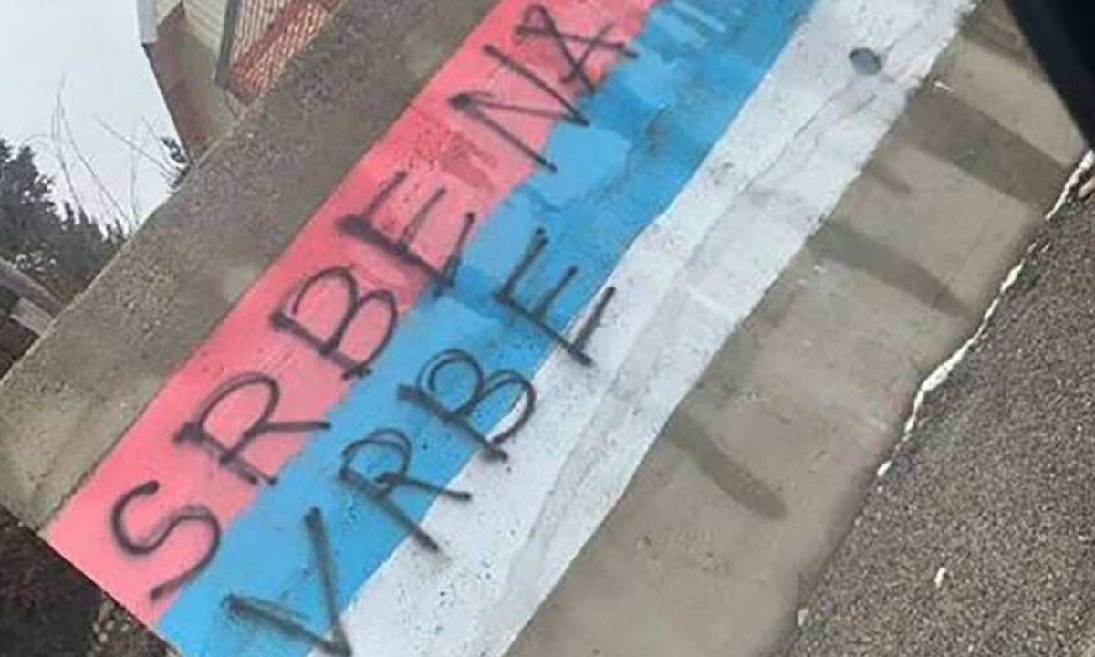 Mržnja na zidovima u Bijelom Polju: Grafit “Srbe na vrbe” danima niko nije prijavio policiji