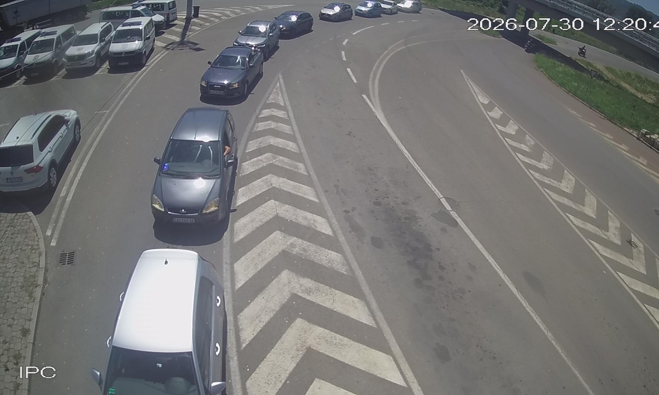 Vozači na teškim mukama! Velike gužve na čak 12 graničnih prelaza u BiH