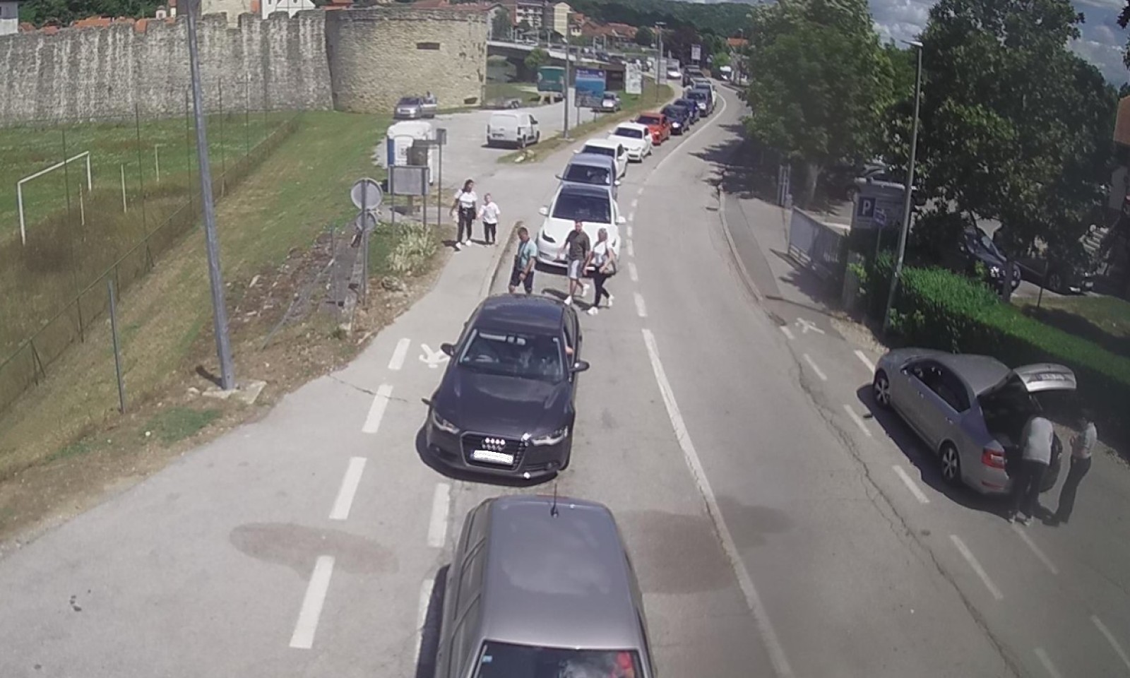 Kolaps na izlazu iz zemlje: Blokirani prelazi Velika Kladuša, Izačić, Orašje i Zupci Alternativna