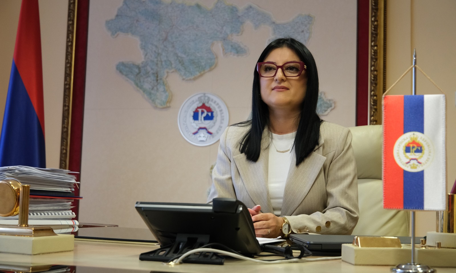 Više novca za porodice: Povećana mjesečna primanja za roditelje četvoro i više djece