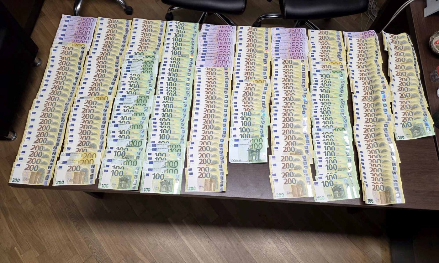 Filmska potjera završena hapšenjem: Osumnjičeni pali nakon krađe više od 66.000 evra