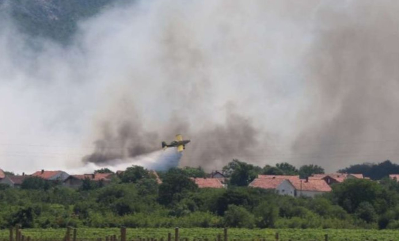Požar prešao granicu: Vatrena stihija iz Hrvatske stigla u BiH