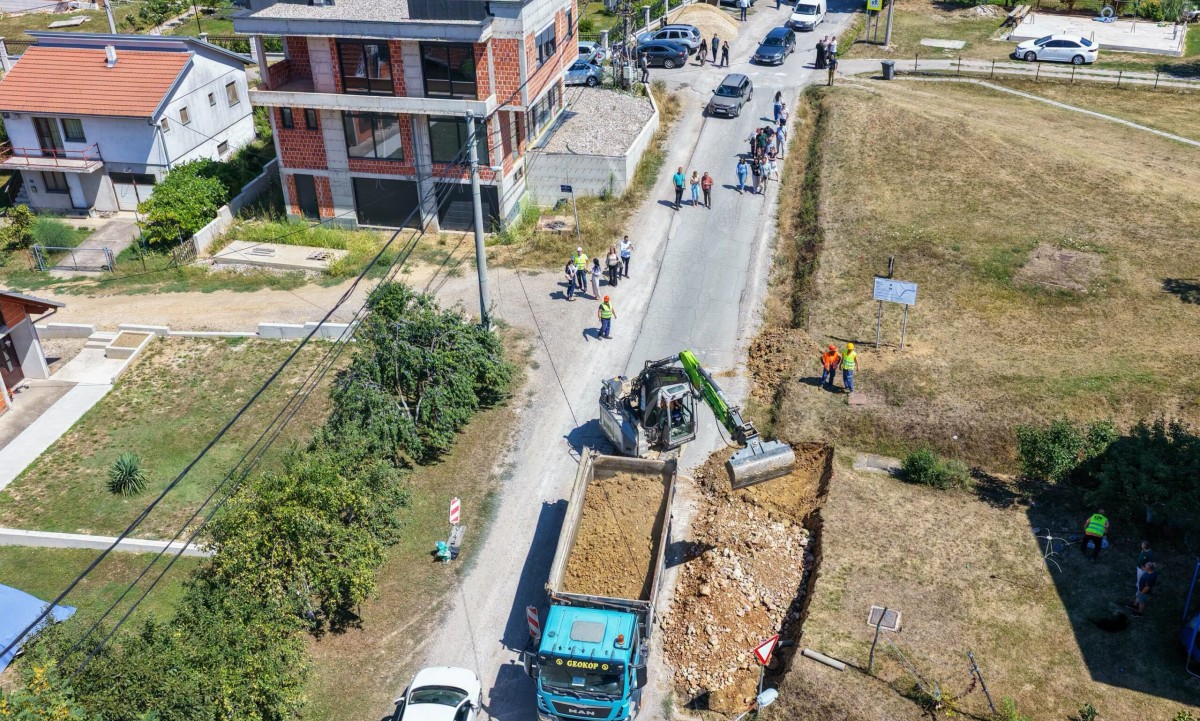 Počela rekonstrukcija puta u Priječanima: Stanivuković obećao potpunu obnovu saobraćajnice