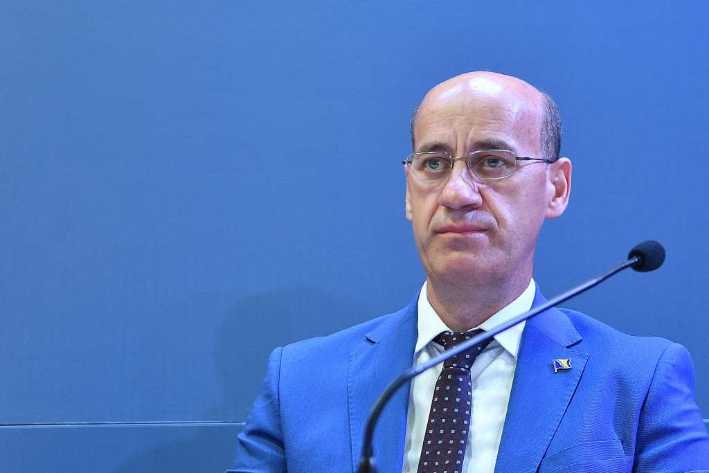 Salkić o zabrani ljiljana: Pokrenućemo spor pred Ustavnim sudom BiH