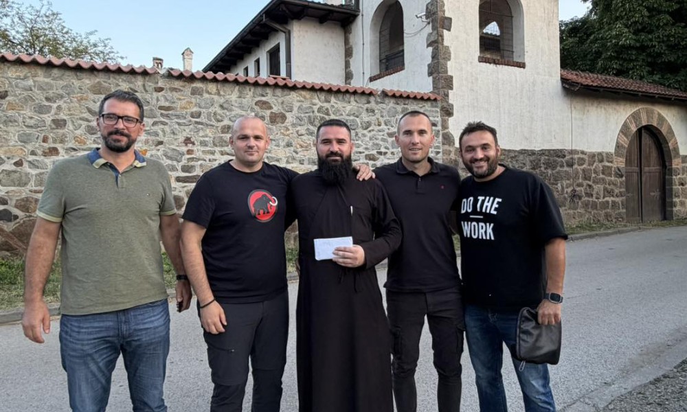 Humanost bez granica: Šipovljani uručili 11.140 evra pomoći za dječaka na Kosmetu