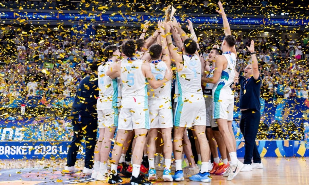 Slovenija ponovo kobna u finalu: Orlićima srebro na Evropskom prvenstvu u Ljubljani