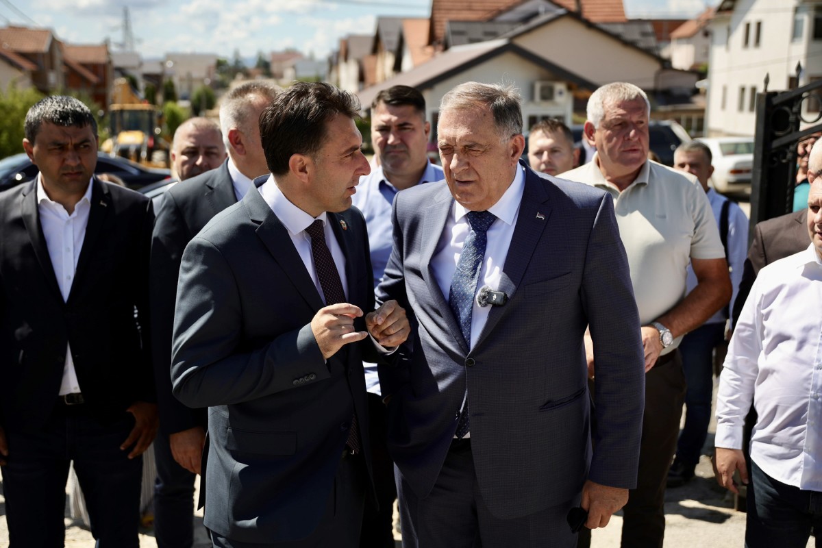 Dodik na Sokocu: Treća traka preko Romanije već bi bila izgrađena da nema mešetarenja