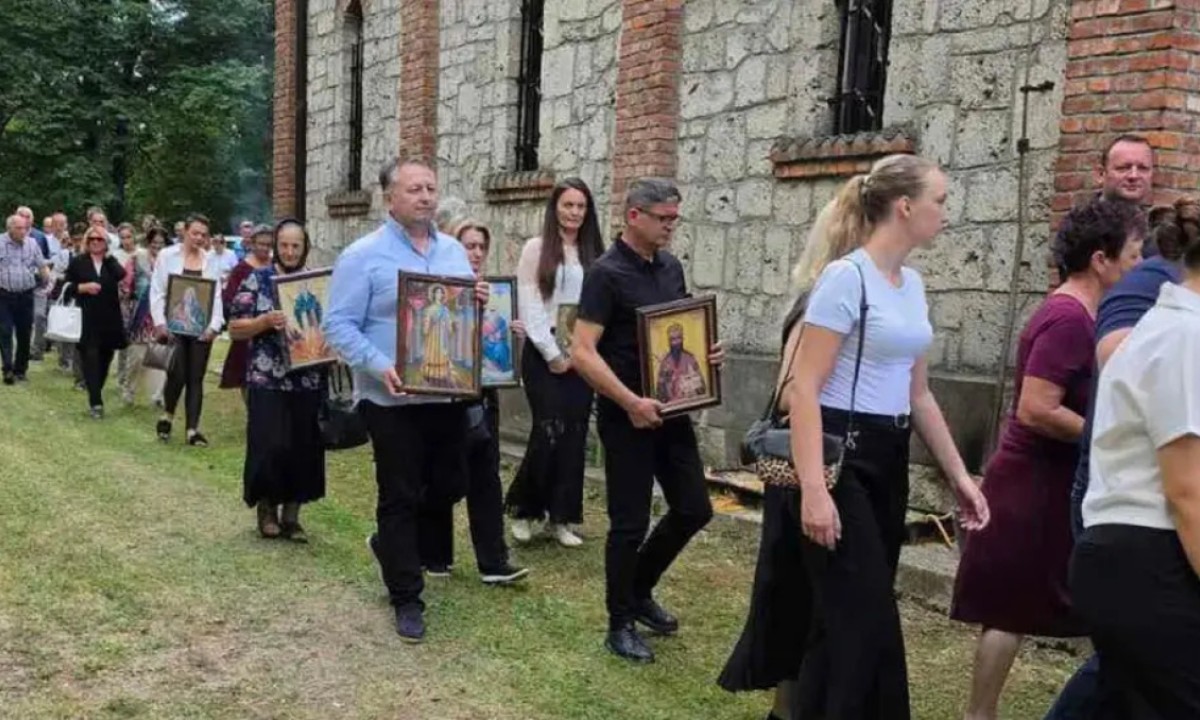 Vlada RS pomaže srpskim povratnicima: Srpski narod i dalje njeguje tradiciju i čuva svoju svetinju