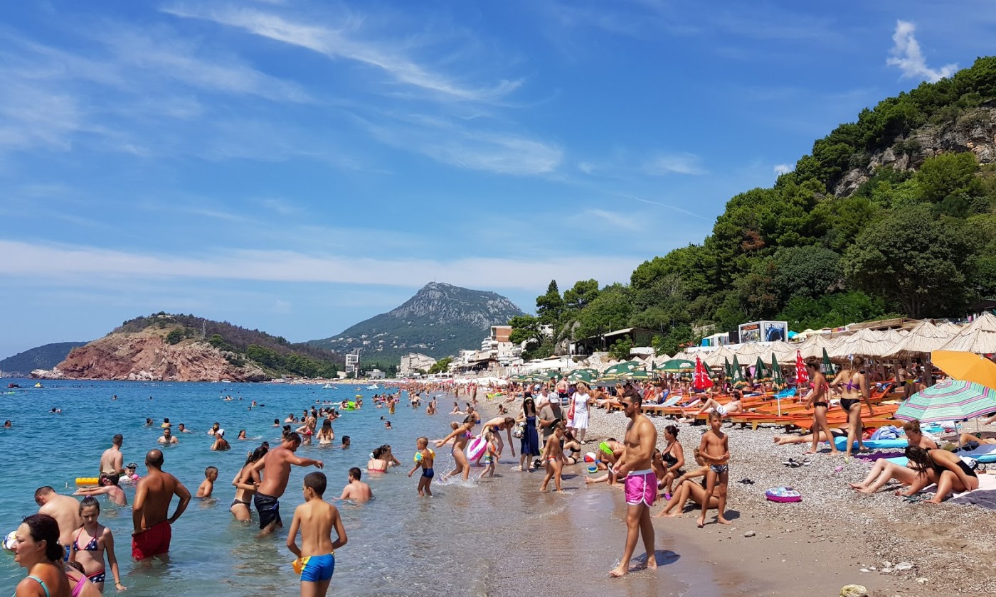 Strah među kupačima u Sutomoru: Morsko stvorenje iznenadilo turiste FOTO