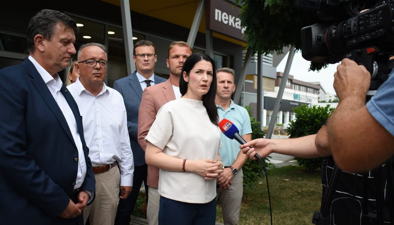 Rezultati sastanka opozicije: Do kraja avgusta zajednička deklaracija FOTO