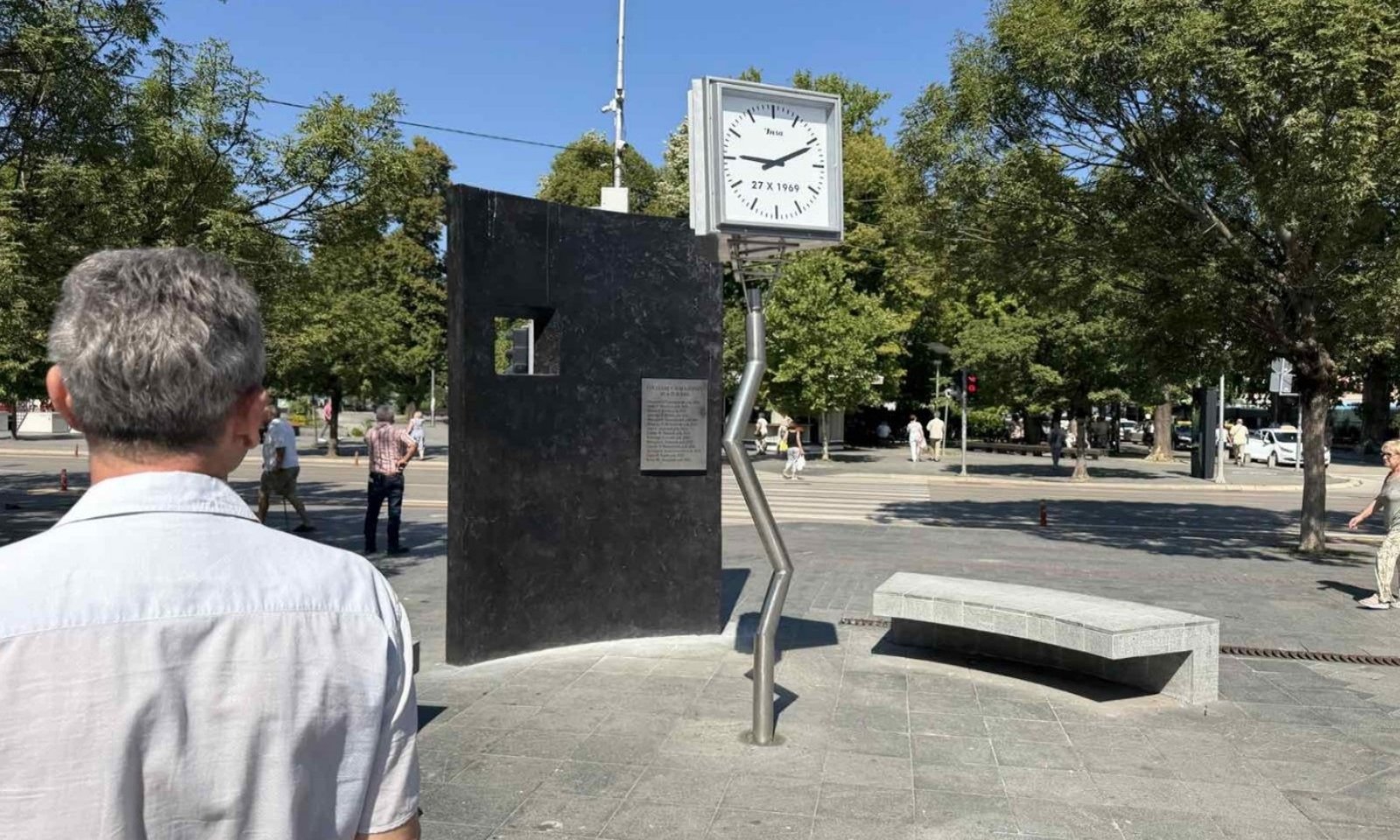 Uklesano sjećanje u centru Banjaluke: Ovako sada izgleda Krivi sat FOTO