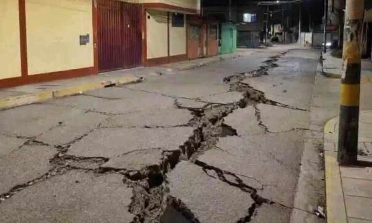 Katastrofa u Peruu: Smrtonosni zemljotres rušio zgrade, spasioci tragaju za preživjelima FOTO/VIDEO