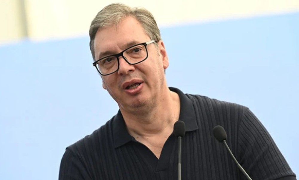 Lisice na ruke: Uhapšen osumnjičeni da je na Fejsbuku prijetio smrću Vučiću