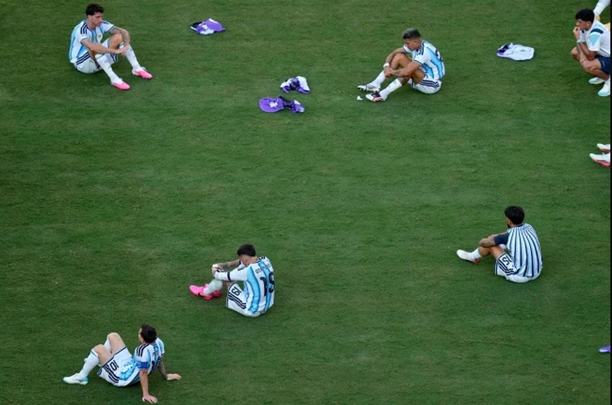 FIFA pokrenula istragu protiv fudbalera Argentine zbog ponašanja poslije finala