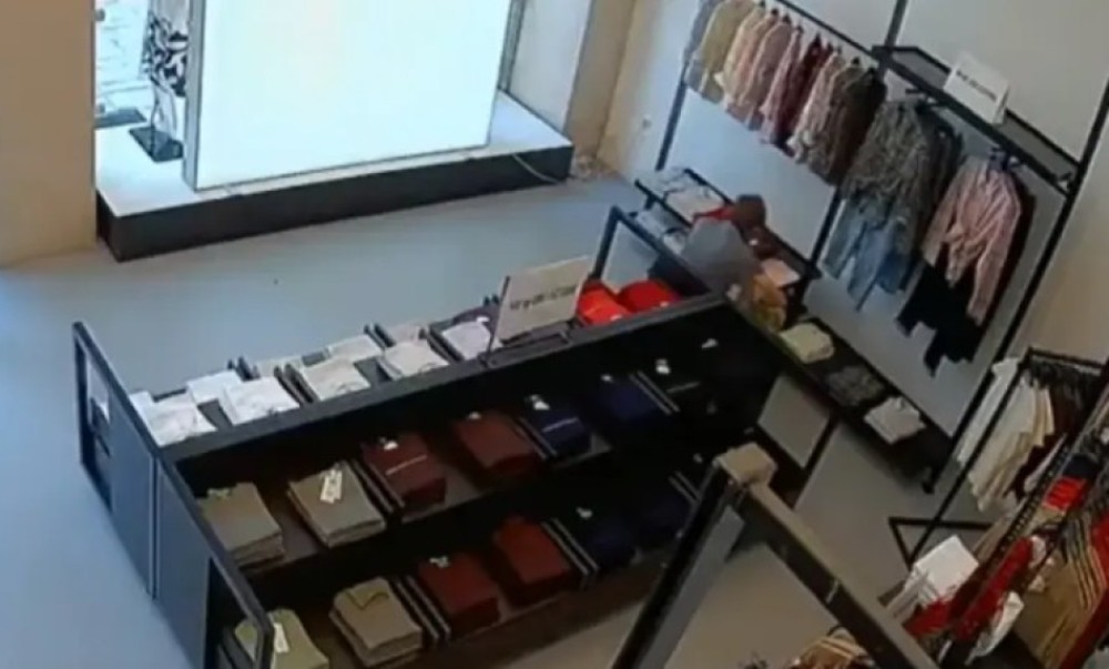 Ukrao majice iz butika u centru grada: Iz poslovnice uputili apel građanima VIDEO