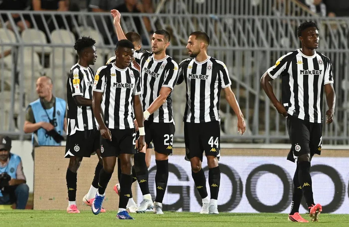 Partizan konačno odigrao evropski meč bez drame: Una Štrasen pala sa 4:0