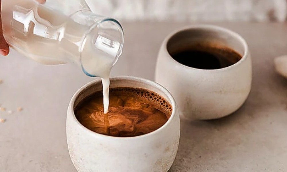 Korisno znati: Koji jutarnji napitak je zdraviji – kafa sa mlijekom ili crna kafa