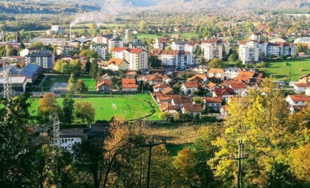OO SNSD Kotor Varoš poziva: Hitno riješiti zemljište za izgradnju “Kuće radosti” FOTO