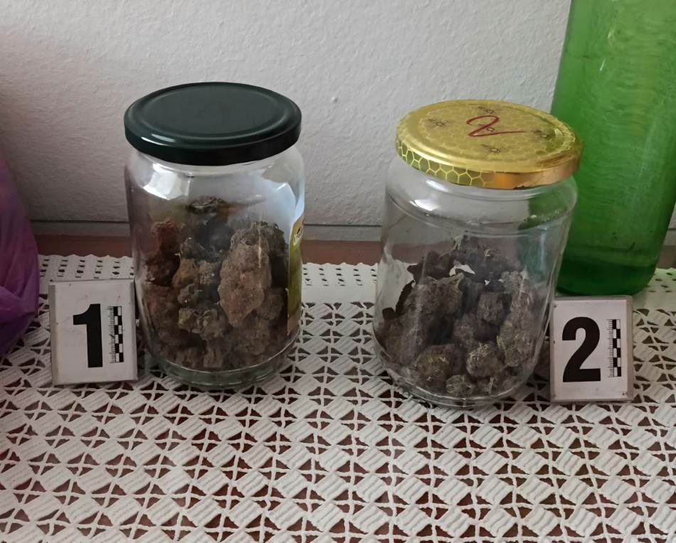 Akcija “Pumba” u Banjaluci: Uhapšene dvije osobe, zaplijenjeni marihuana i kokain