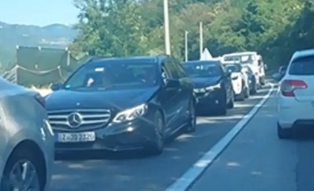Kilometarska kolona! Za dionicu u BiH koja se prelazi za 45 minuta sada potrebno dva sata