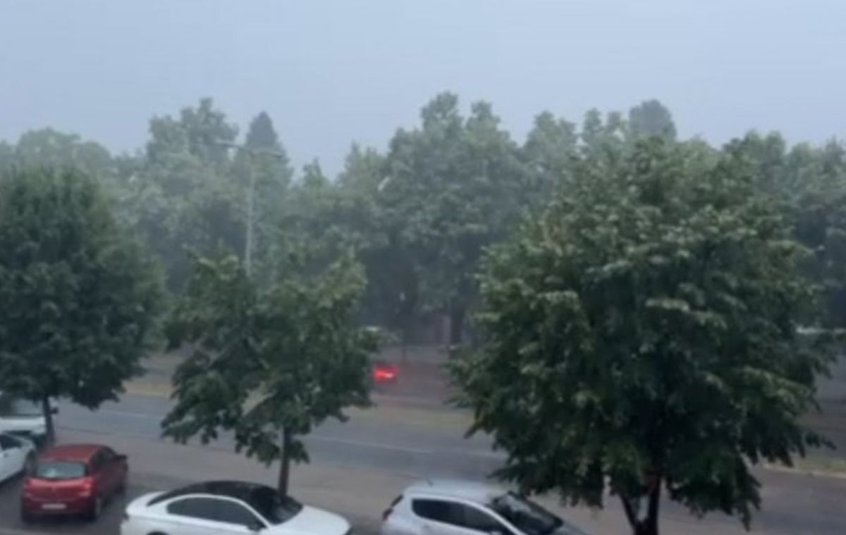 Banjaluku pogodio jak pljusak: Osvježenje donijelo i probleme na ulicama VIDEO
