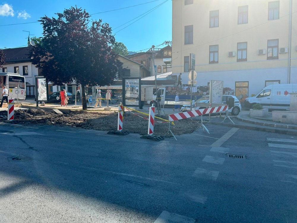 Šokantan pronalazak u Sarajevu: Radnici tokom radova iskopali kosti, policija istražuje slučaj