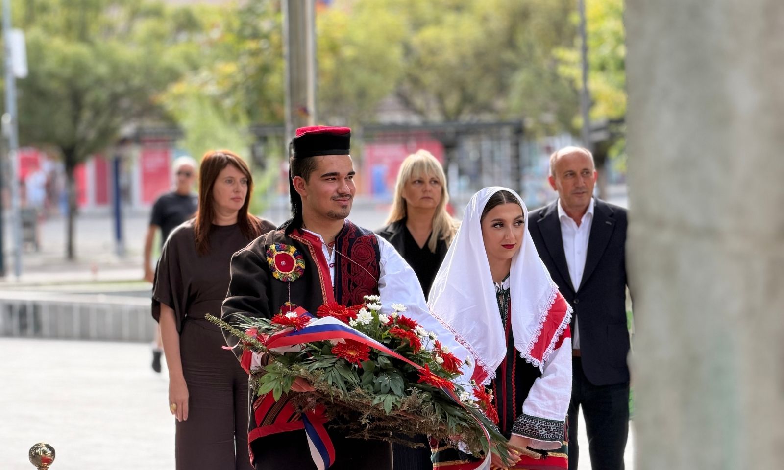 Vijenac položen na spomenik Petru Kočiću: Banjaluka u znaku velikog književnika FOTO