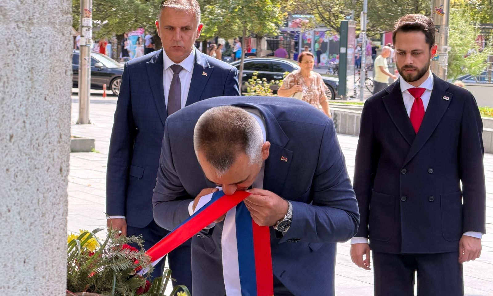 Vijenci i minut ćutanja za Petra Kočića: Minić govorio o slobodi i borbi protiv tiranije FOTO