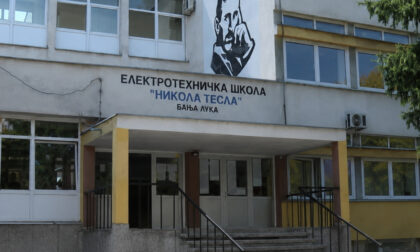 Naslovna slika br 4