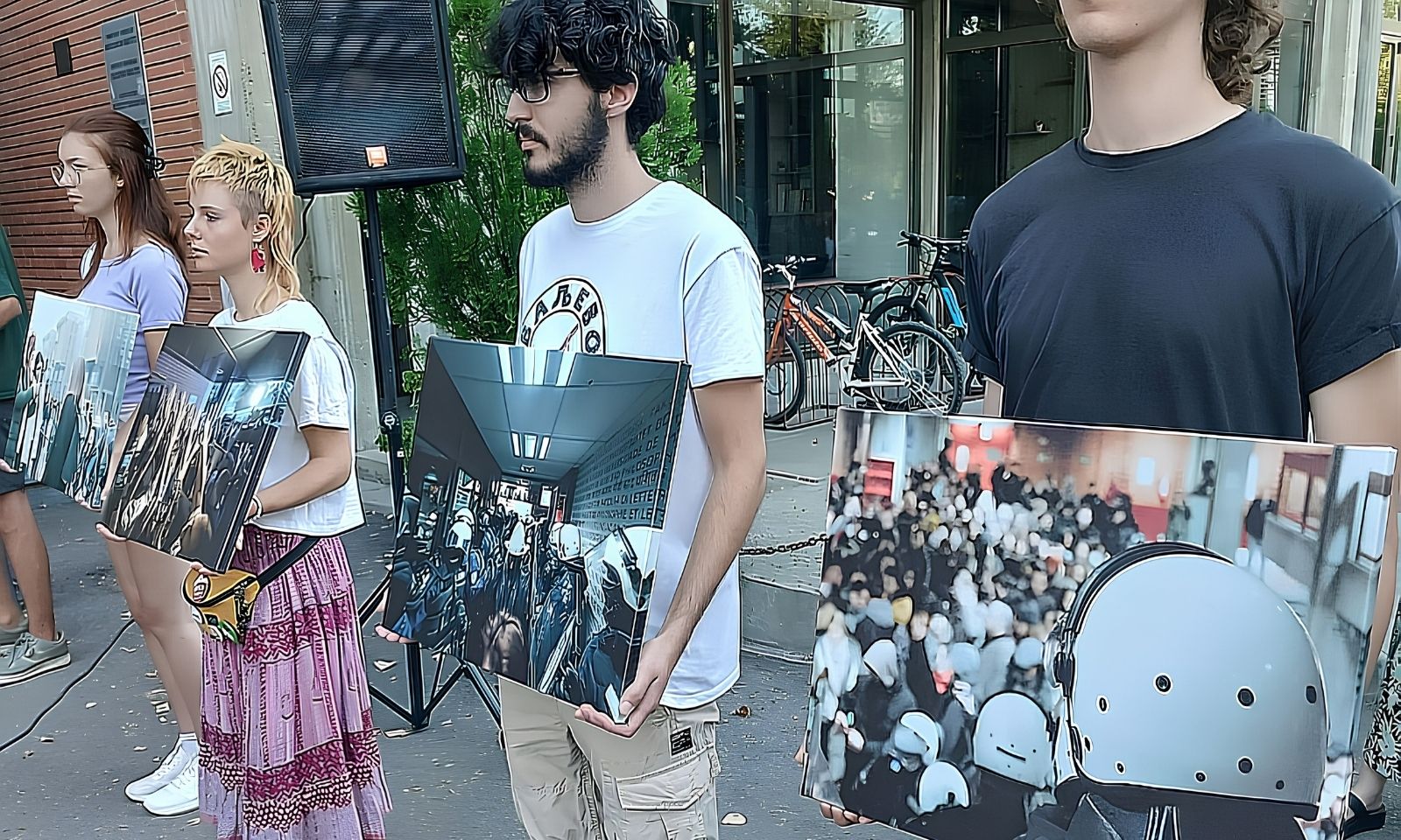 Godinu dana od policijskog ulaska na fakultet: Studenti u Novom Sadu održali performans i tribinu