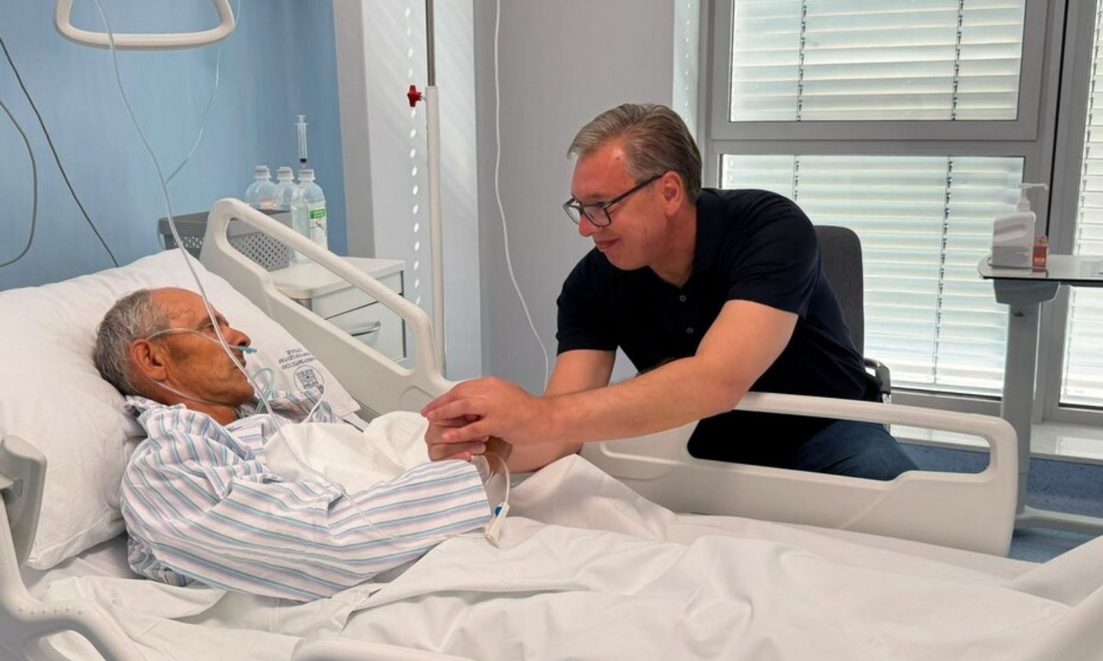 Nenad Rašković hospitalizovan u Beogradu: Vučić ga posjetio nakon napada na Kosovu