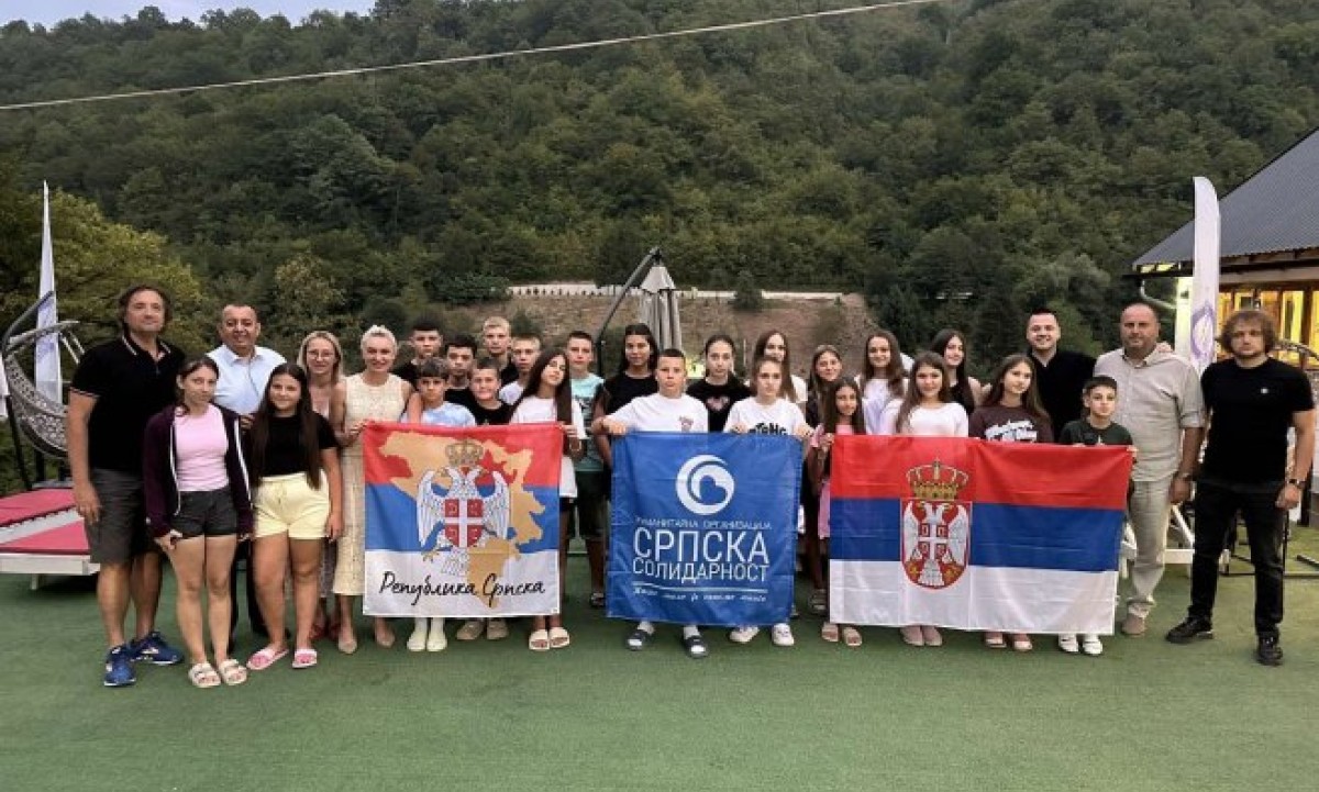 Osmijesi koji govore sve: Mališani s Kosova i Metohije uživaju u čarima Foče