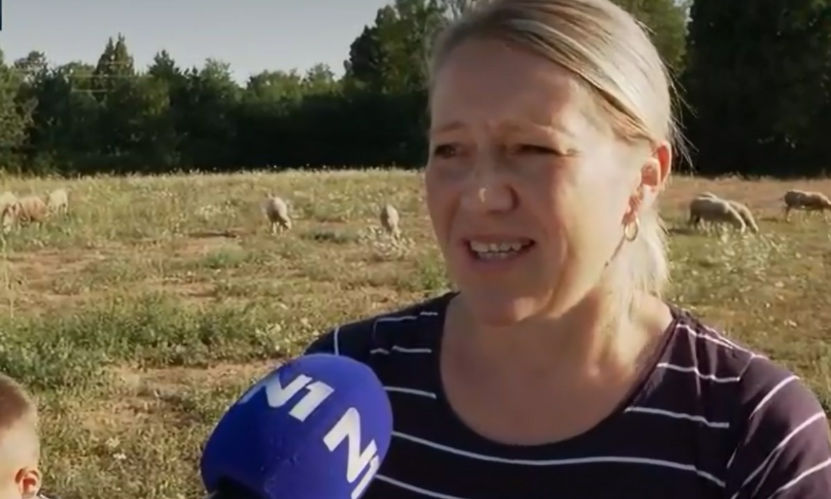 Žive kilometar od opasne deponije: Porodica iz Gospića strahuje za djecu, vodu i životinje