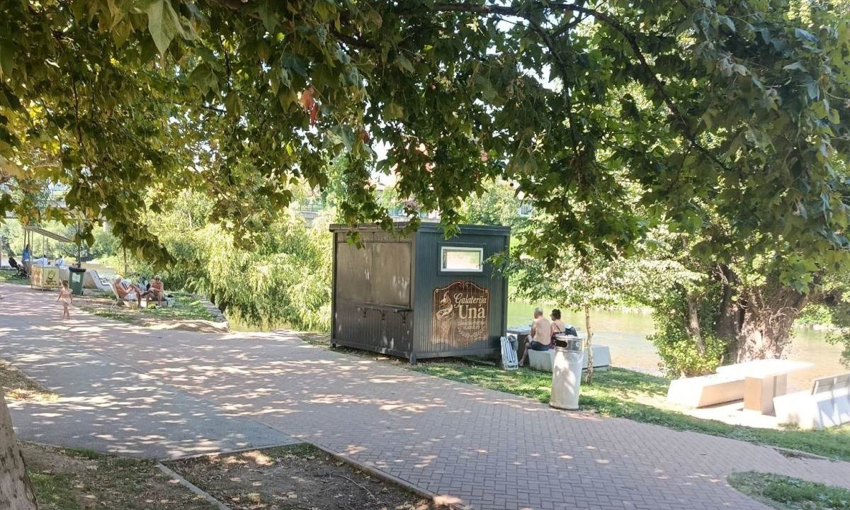 Kraj rasprave: Uklanja se sporni kiosk sa banjalučke plaže