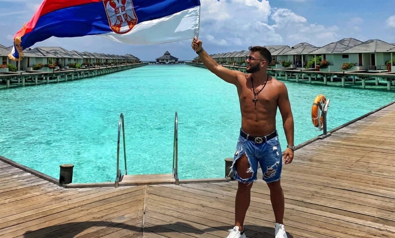Uhapšen srpski influenser u Splitu: Tetovaže izazvale “zgražanje javnosti” FOTO