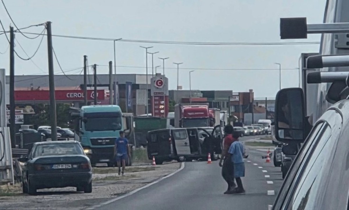 Drama kod Srebrenika: Vojnici Oružanih snaga BiH izvlačili teško povrijeđenog iz vozila