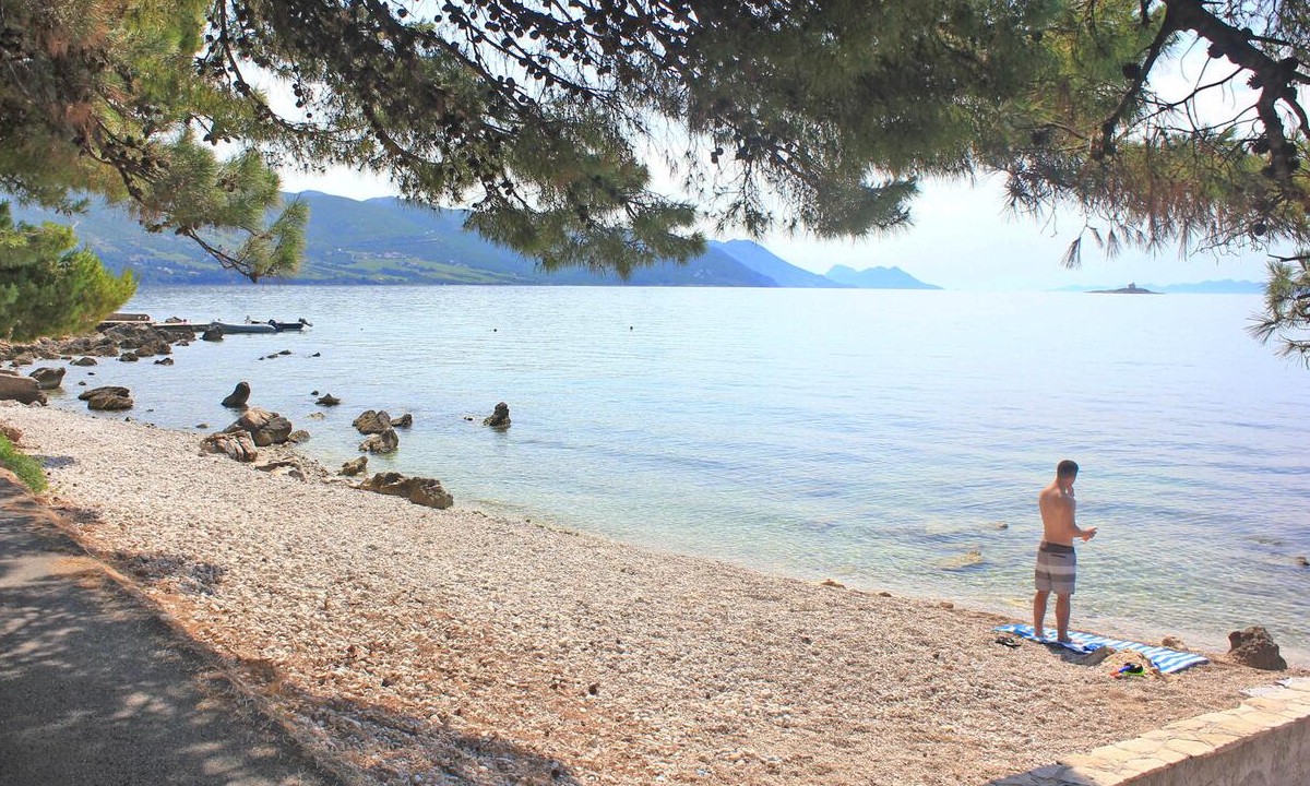 More zagađeno fekalijama: Kupanje na poznatoj plaži nije sigurno