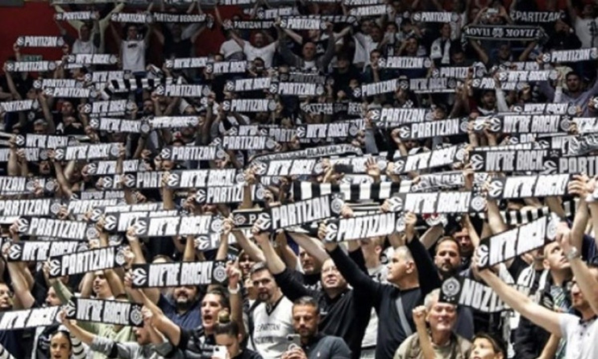 Partizan odao počast legendama: Tribine u Areni nose imena Dalipagića i Vujoševića