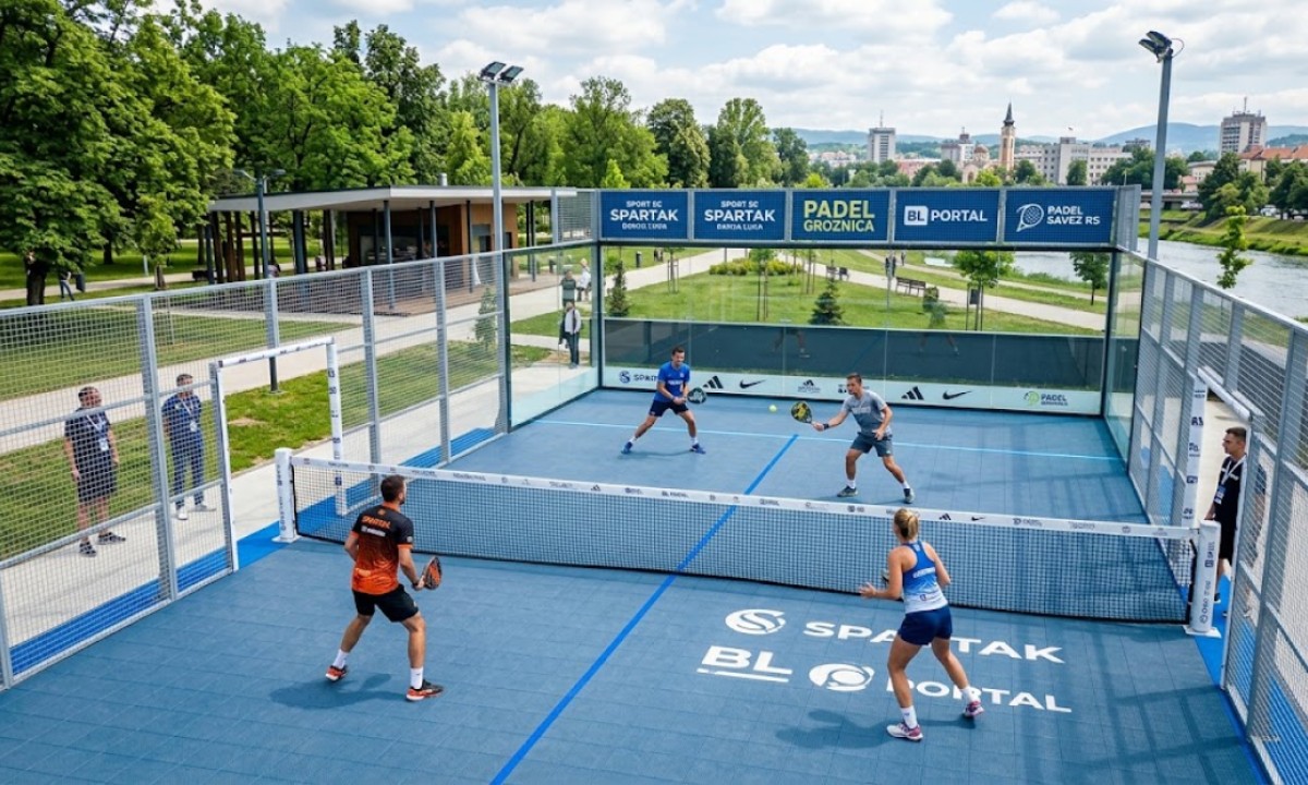Padel groznica u Banjaluci: Ovako izgleda jedan od najpopularnijih sportova u gradu FOTO