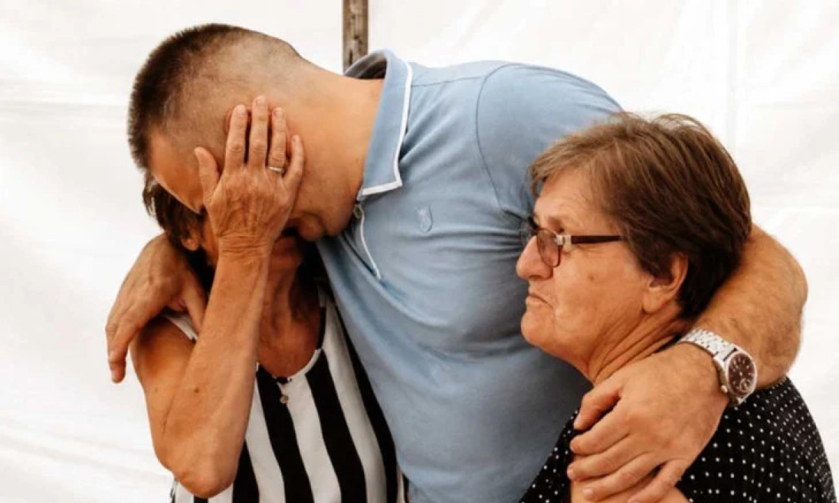 “Izgubio sam tri druga, a ove majke sinove”: Potresna ispovijest premijera Save Minića FOTO