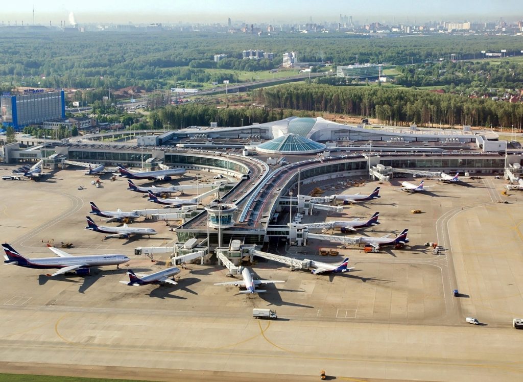 Putin potpisao ukaz: Strane kompanije neće moći do akcija najvećeg aerodroma u Rusiji