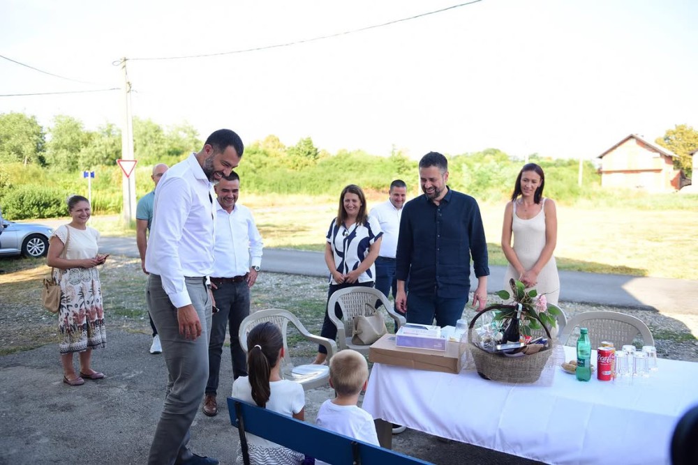Poruka iz Kozarske Dubice: Porodica je temelj svakog društva, koje mora pokazati da u teškim trenucima niko nije sam